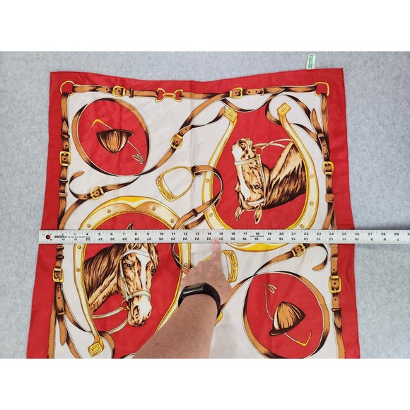 Vintage Equestrian Horses Riders English Riding Large Silky Scarf Red‎ Wall Art - Picture 5 of 8